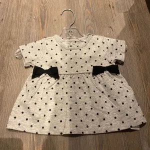 Carter's Grey & Black Polka Dot T-Shirt 9m